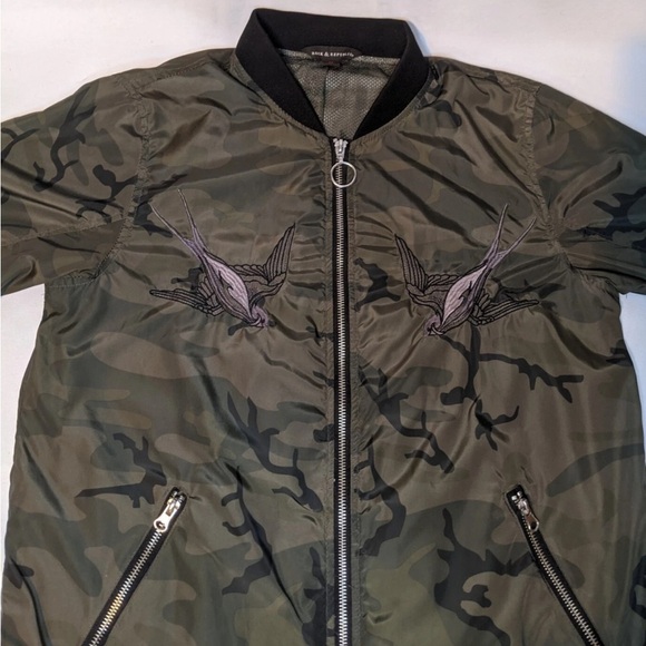 Men's Rock & Republic Jacket Camouflage Bomber Windbreaker Embroidered Birds M. - Picture 5 of 7